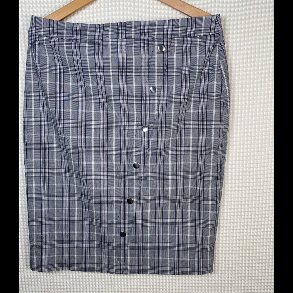 Soho apparel lets.gray pencil skirt woman size L new